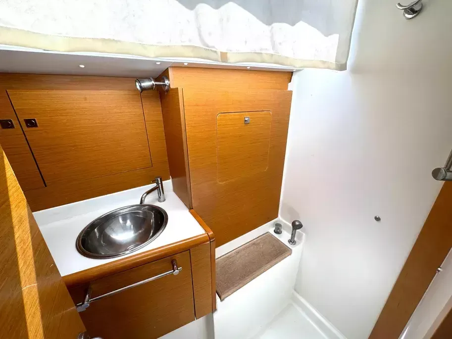 Jeanneau Sun Odyssey 449 | Teorica 2
