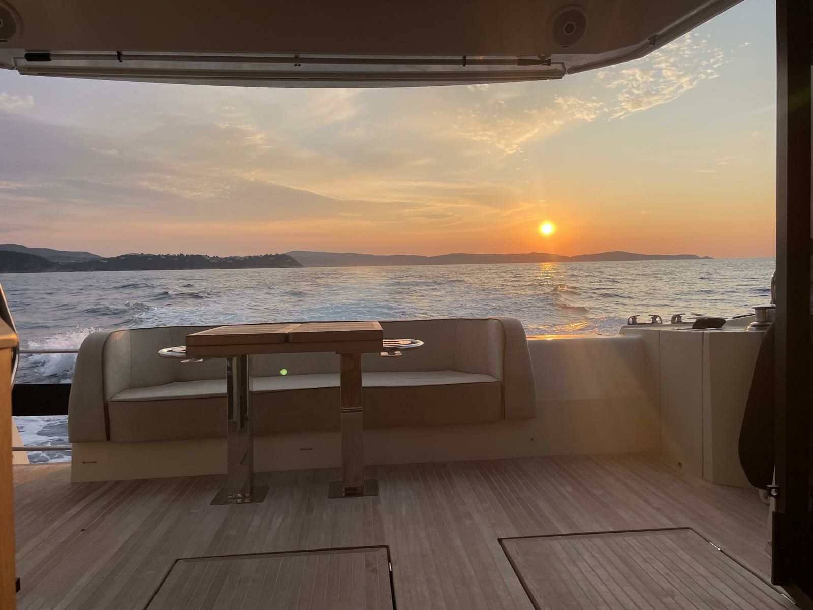 Beneteau Monte Carlo 6 | Solar