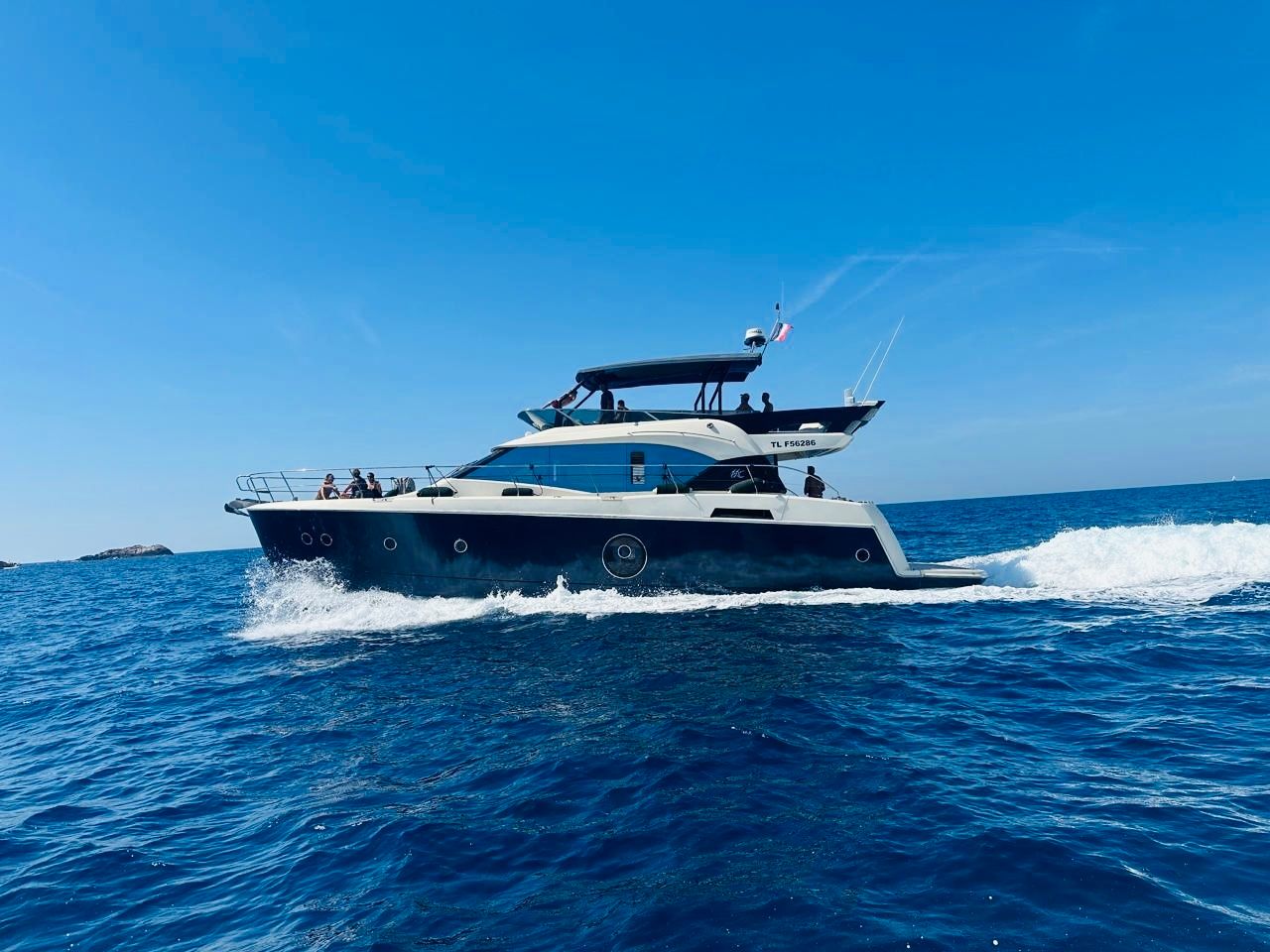 Beneteau Monte Carlo 6 | Solar