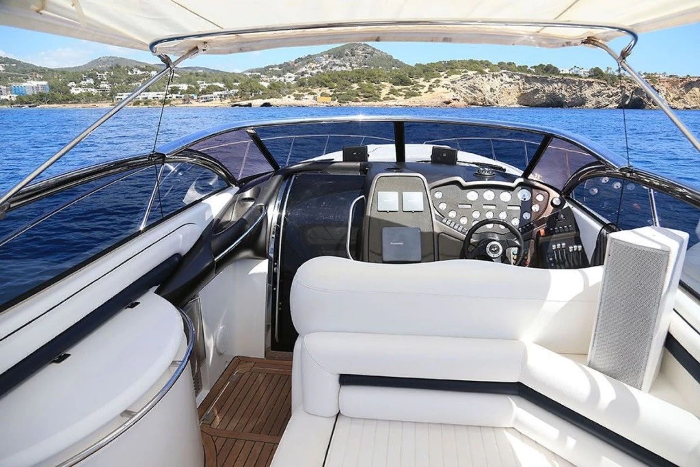 Sunseeker Superhawk 48 | Blue Marlin