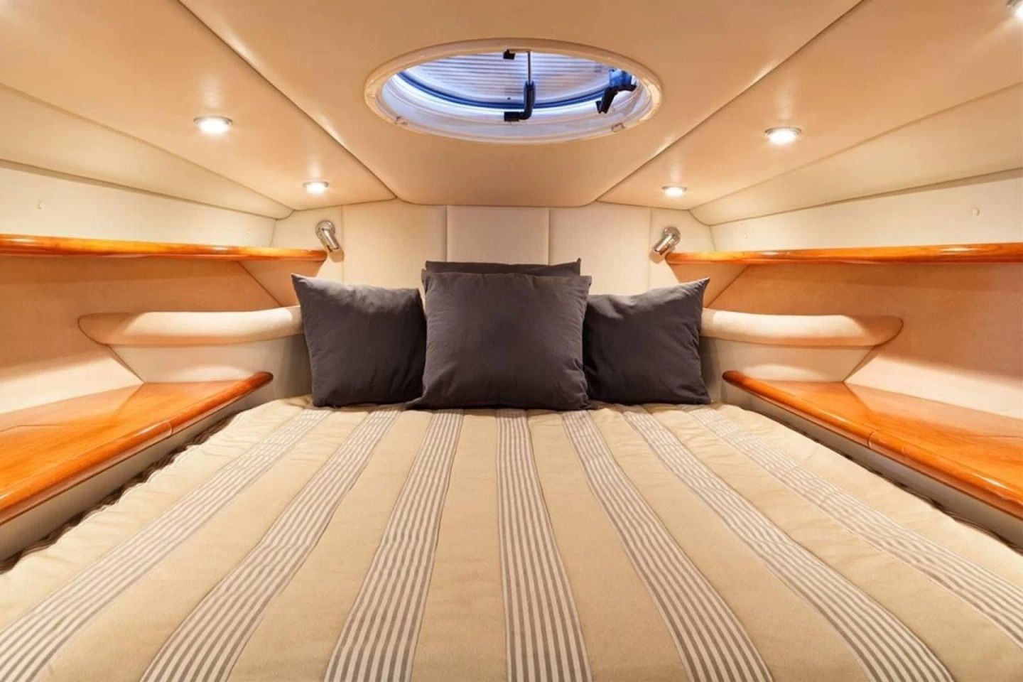 Sunseeker Superhawk 48 | Blue Marlin