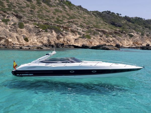 Sunseeker Superhawk 48 | Blue Marlin