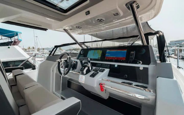 Jeanneau Cap Camarat 12.50 WA | Nanea