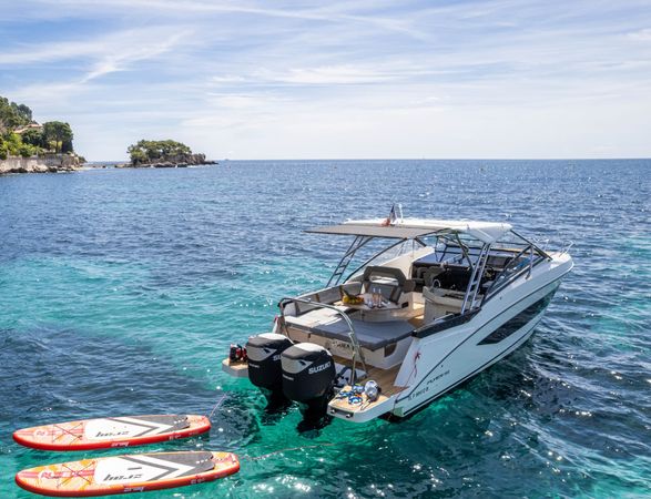 Beneteau Flyer 10 | Lodka 3