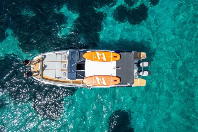 Beneteau Flyer 10 | Lodka 3