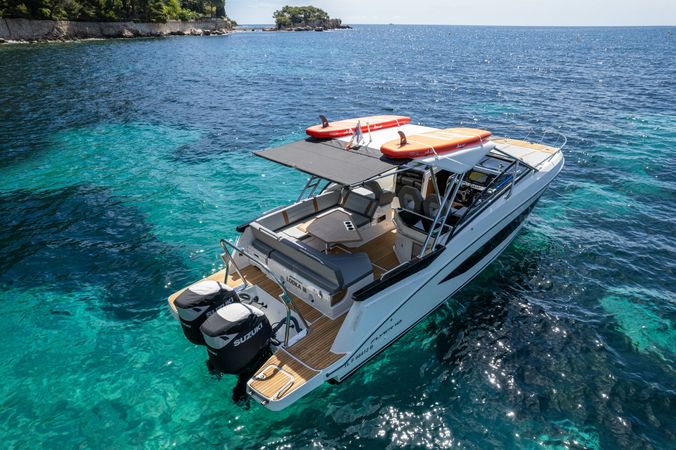 Beneteau Flyer 10 | Lodka 3