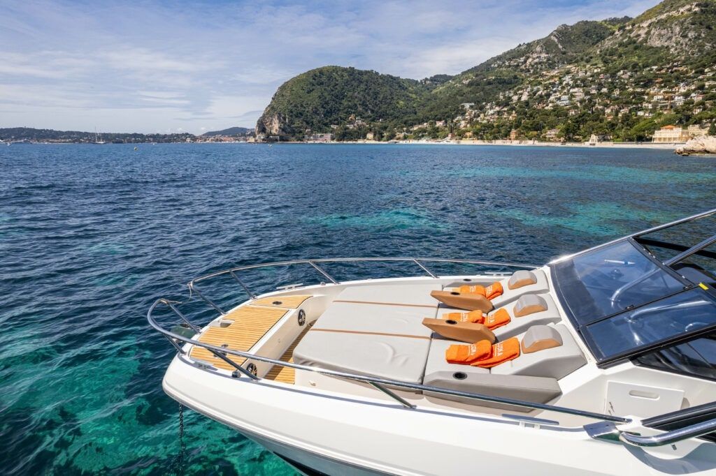 Beneteau Flyer 10 | Lodka 3