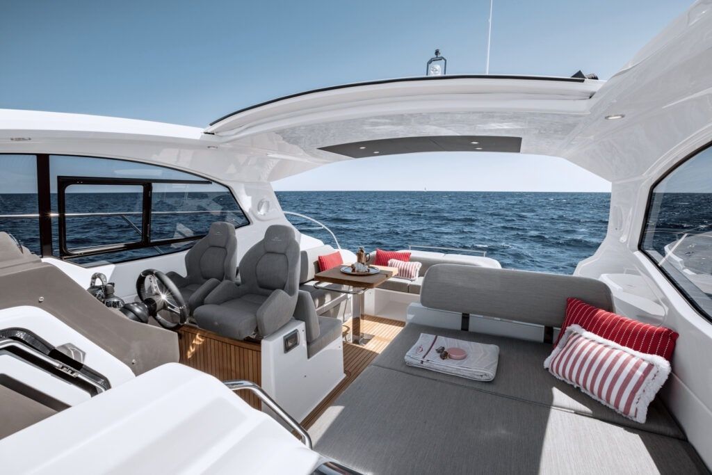 Azimut Atlantis 45 | Discovery Bay