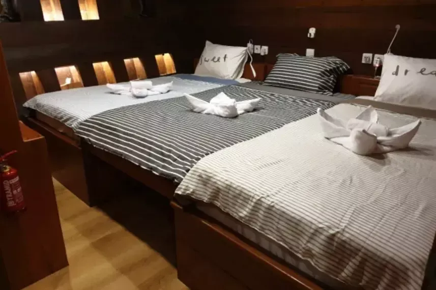 Custom Built Phinisi | Dancing Wind