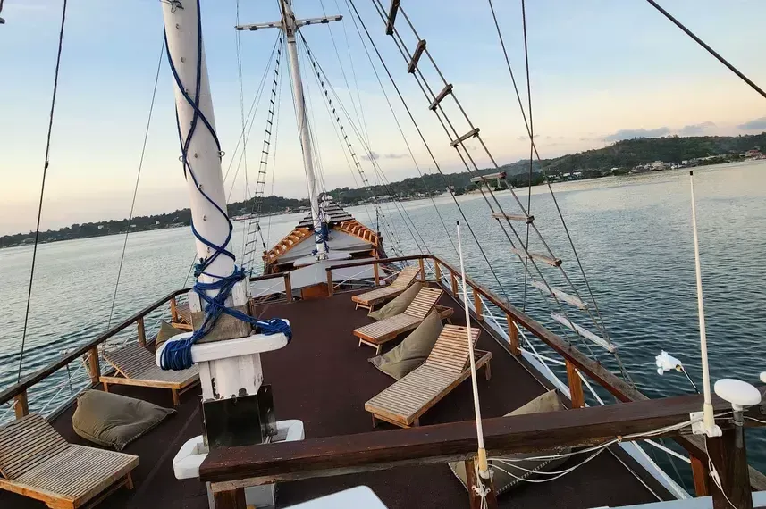 Custom Built Phinisi | Dancing Wind