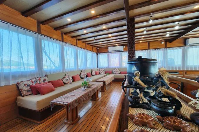 Custom Built Phinisi | Dancing Wind