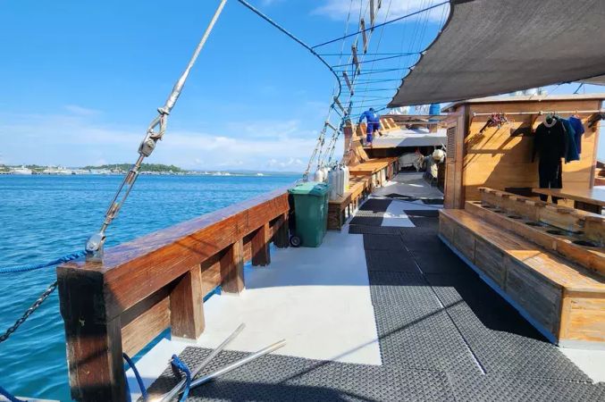 Custom Built Phinisi | Dancing Wind