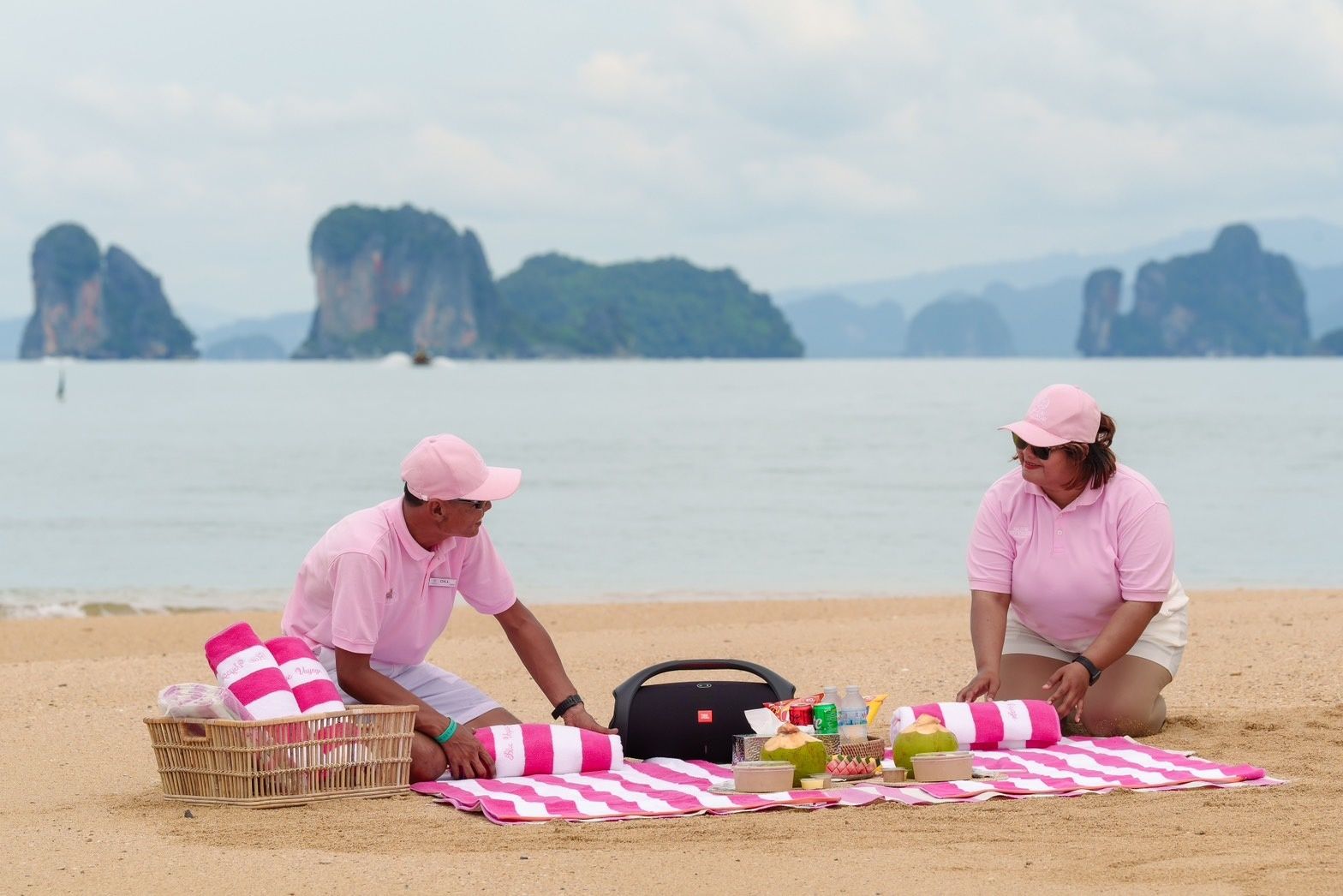 Custom Built 42 | Bubble Gum