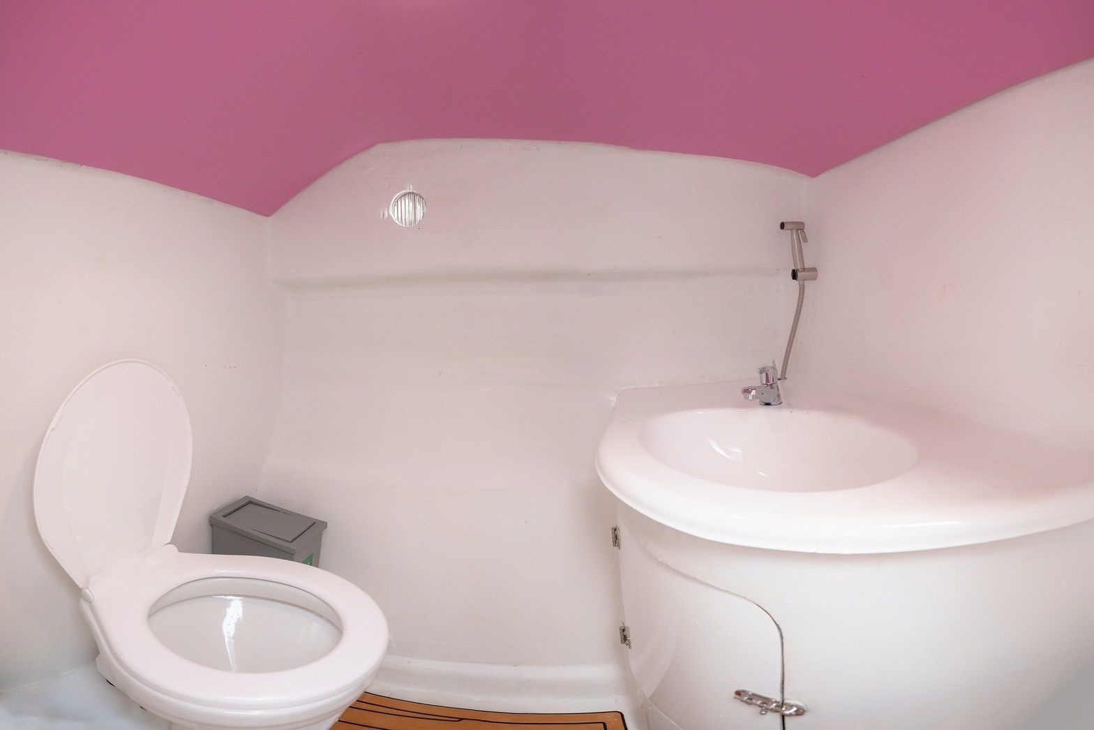 Custom Built 42 | Bubble Gum