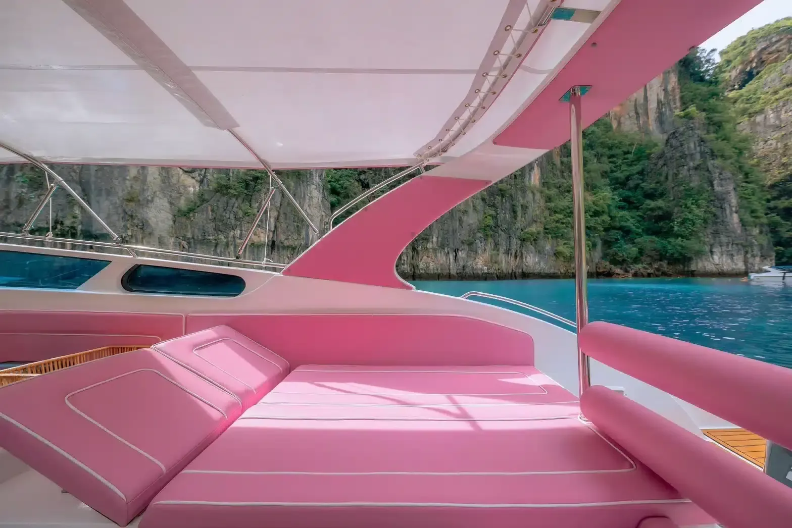 Custom Built 42 | Bubble Gum