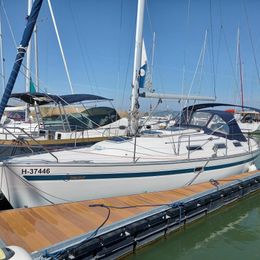 Bavaria 35 Cruiser | Sjampajne