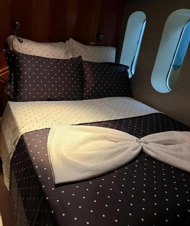 Custom Built 85 | Amalia