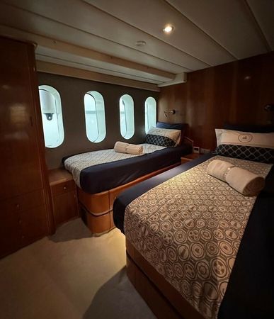 Custom Built 85 | Amalia