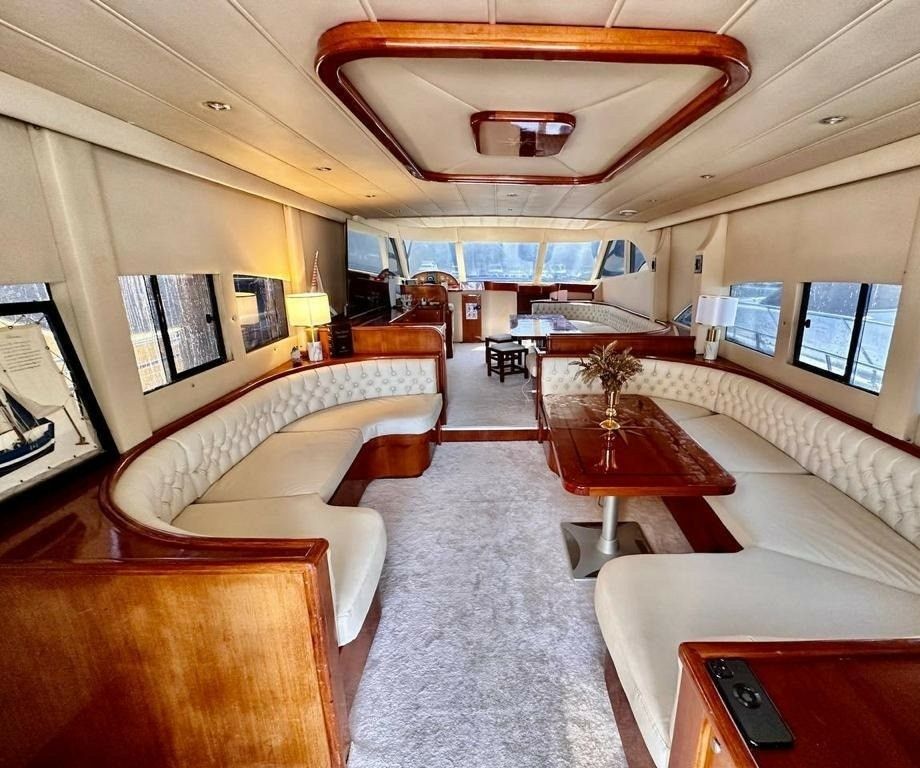 Custom Built 85 | Amalia