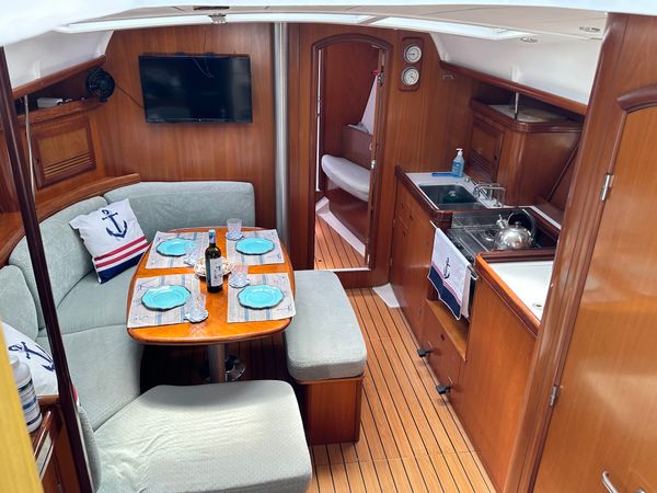 Beneteau Oceanis Clipper 393 | Argo