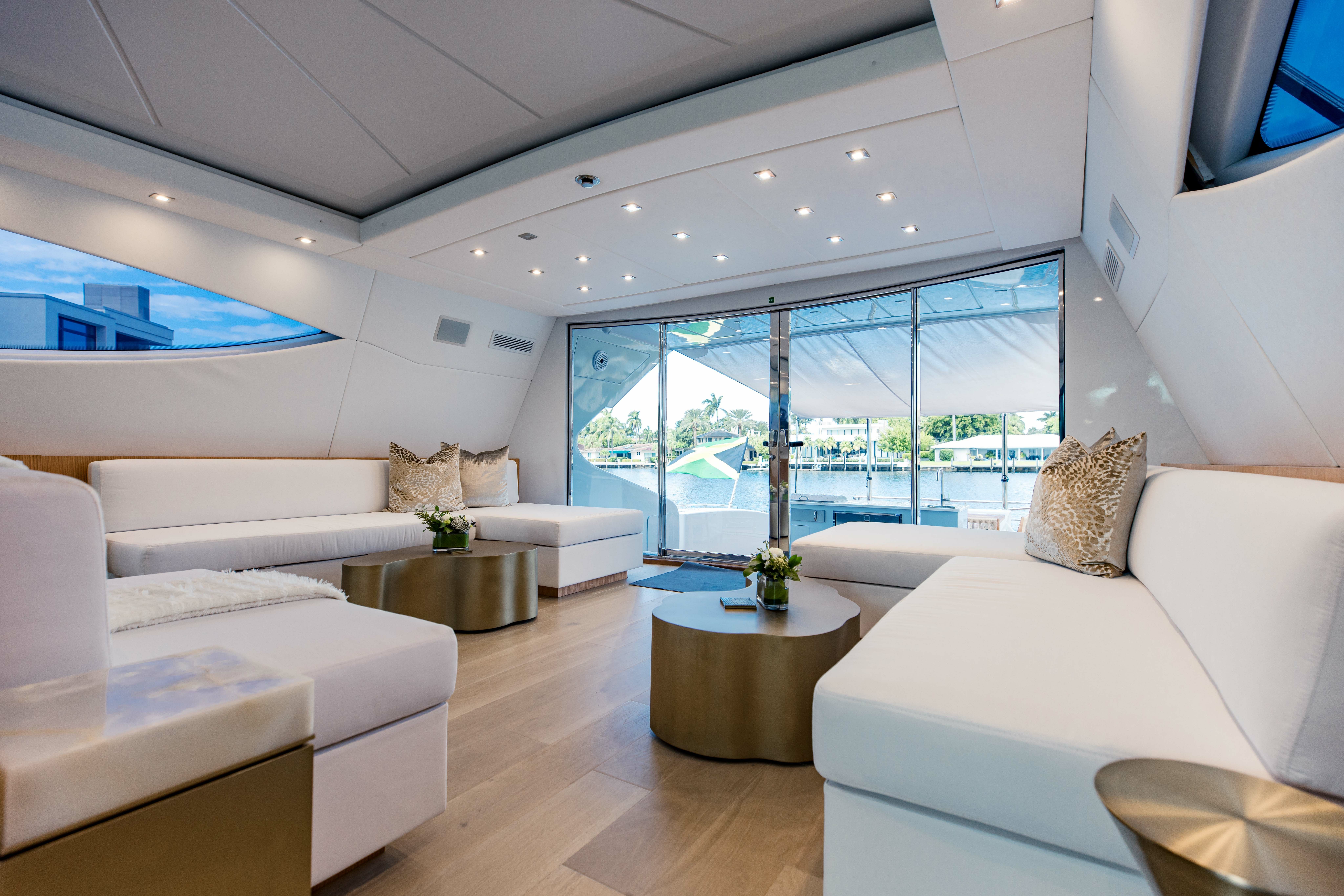 Mangusta 105 | 7 Knots