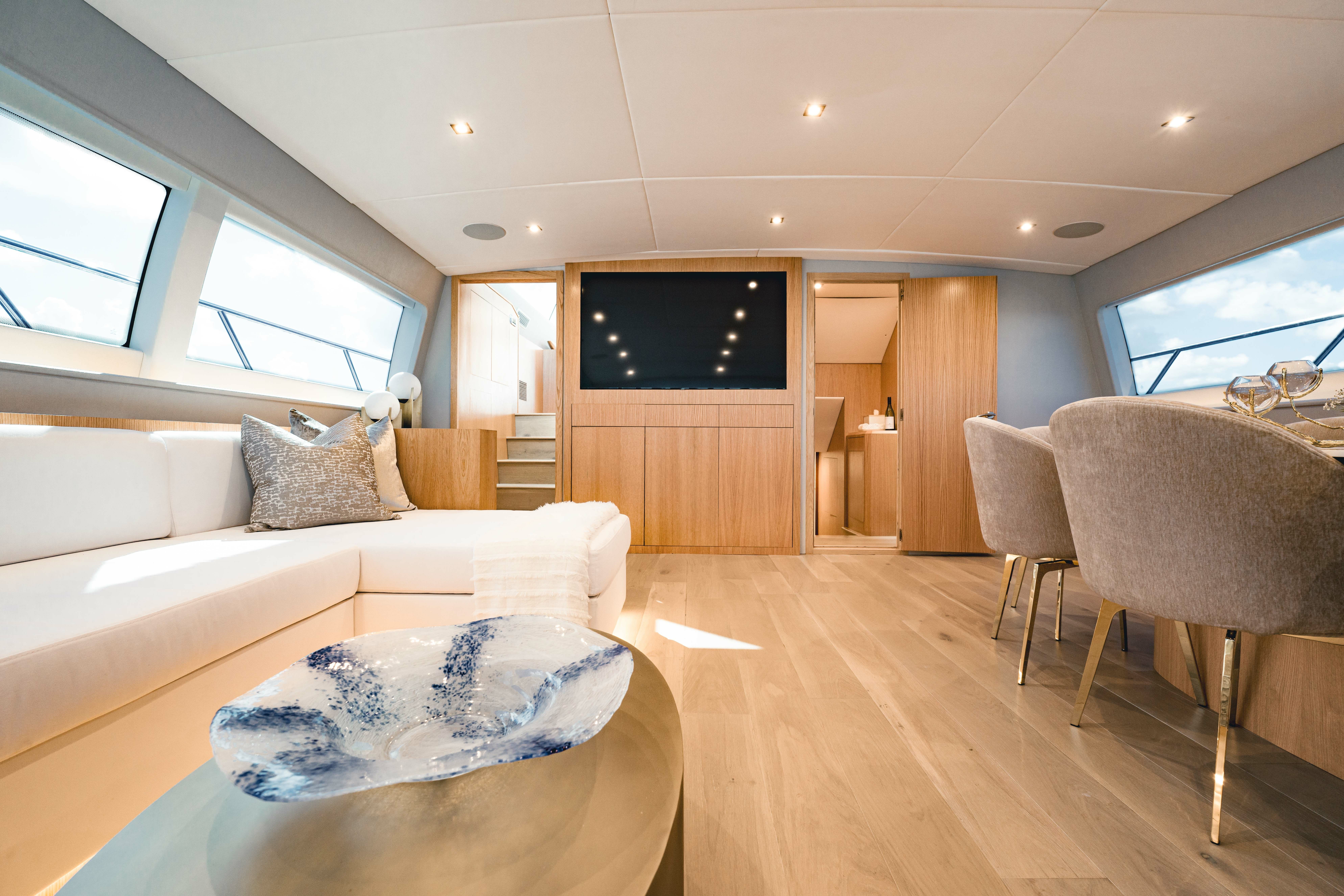 Mangusta 105 | 7 Knots