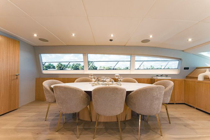 Mangusta 105 | 7 Knots