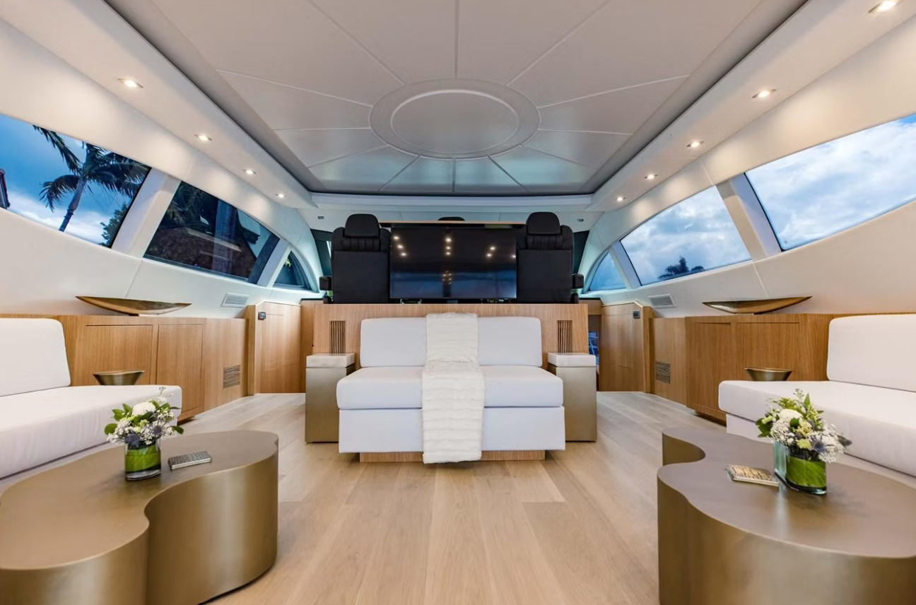 Mangusta 105 | 7 Knots