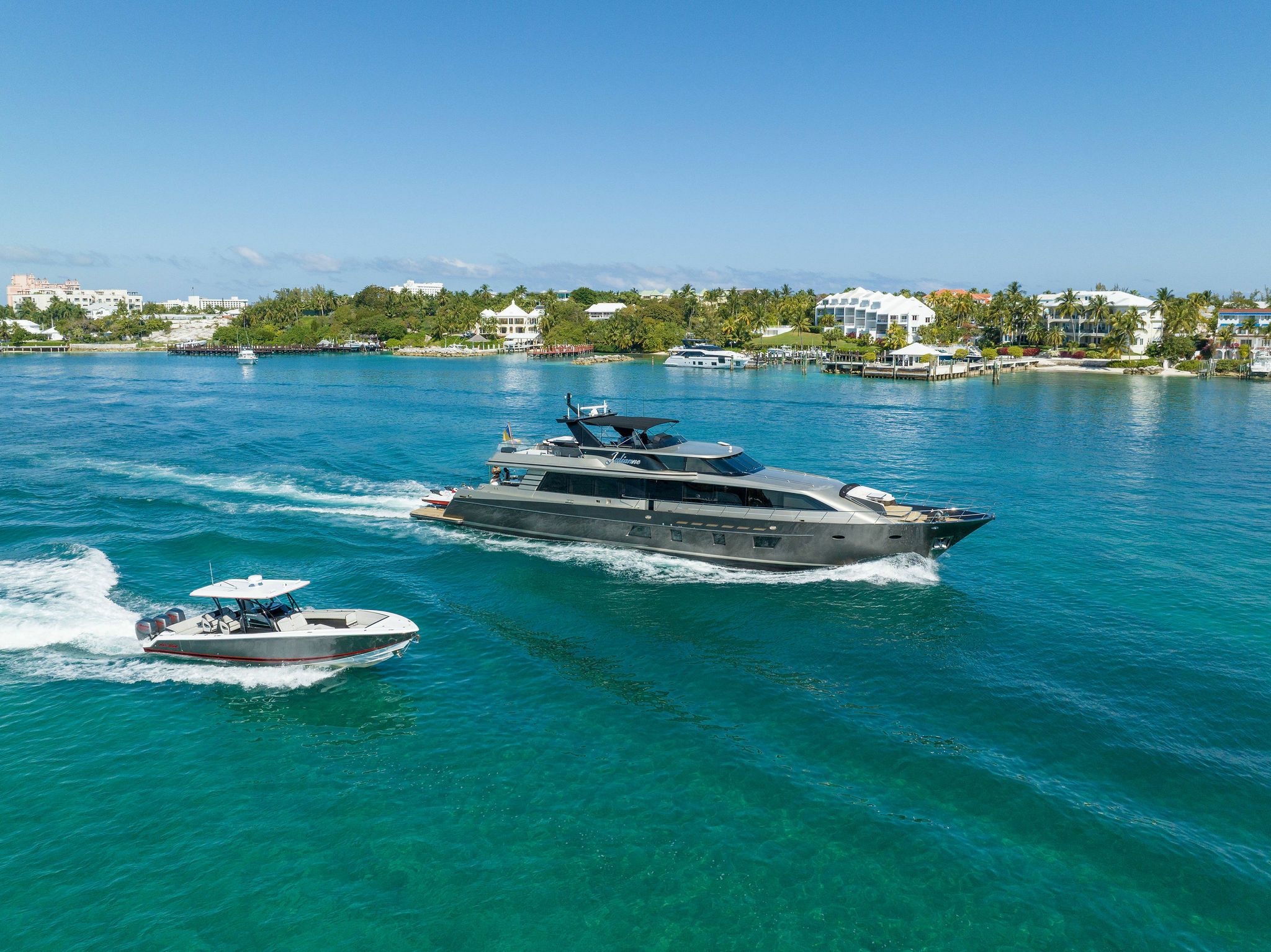 Crescent 110 | Julianne