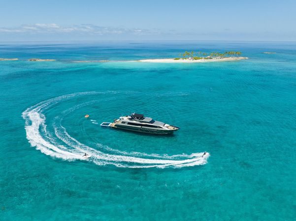 Crescent 110 | Julianne