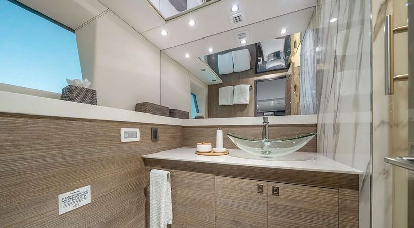 Crescent 110 | Julianne