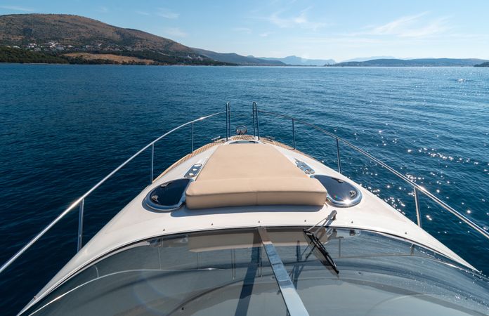 Bavaria 300 Sport | 01
