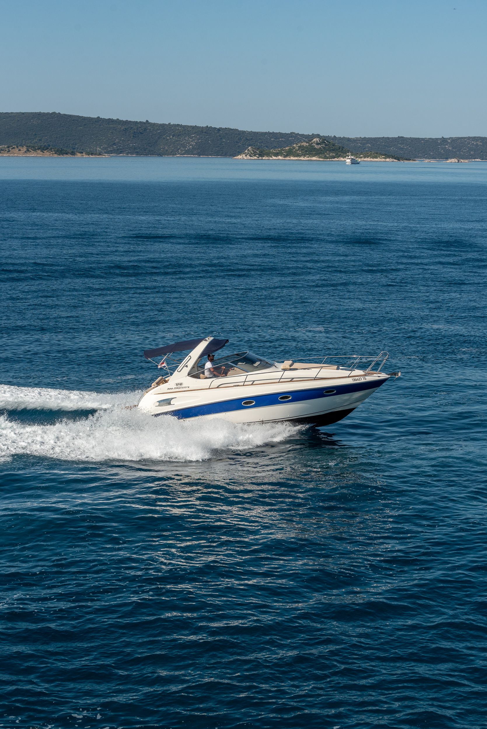 Bavaria 300 Sport | 01