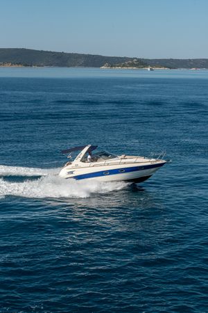 Bavaria 300 Sport | 01