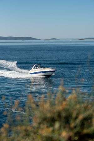 Bavaria 300 Sport | 01