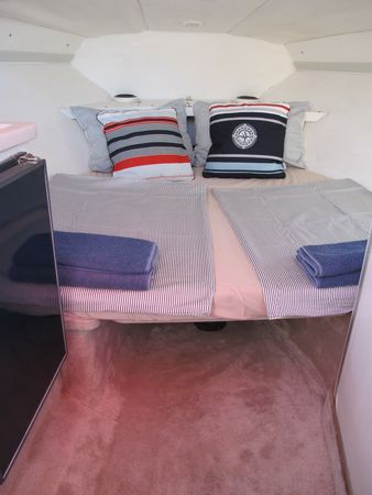 Sunseeker Hawk 27 | 92