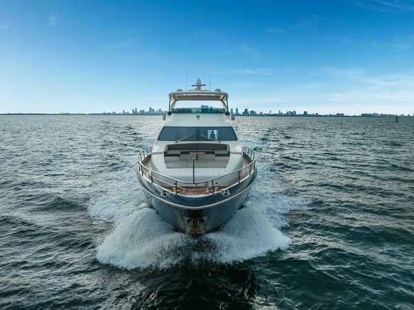 Azimut 84 | Sky