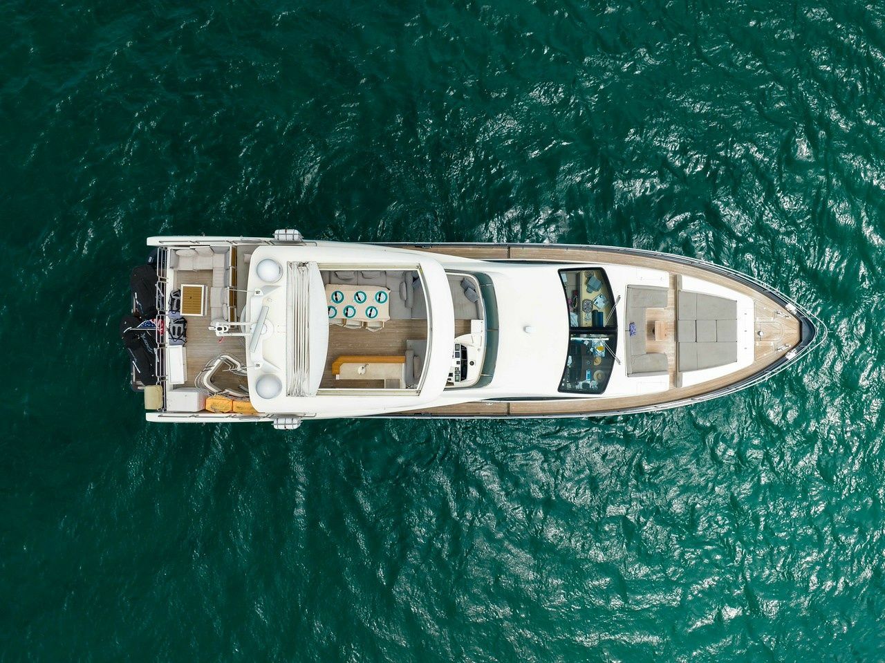 Azimut 84 | Sky