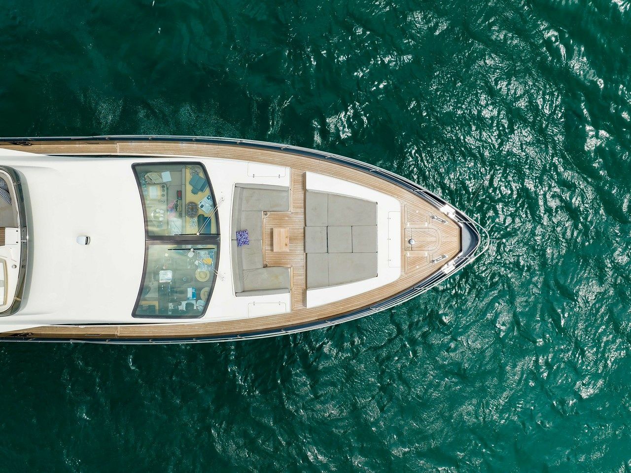 Azimut 84 | Sky