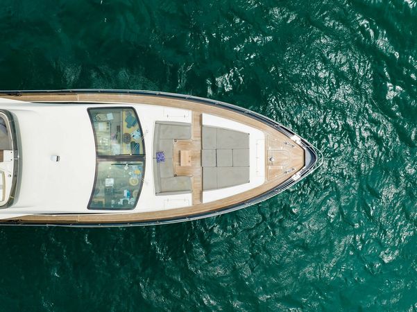 Azimut 84 | Sky
