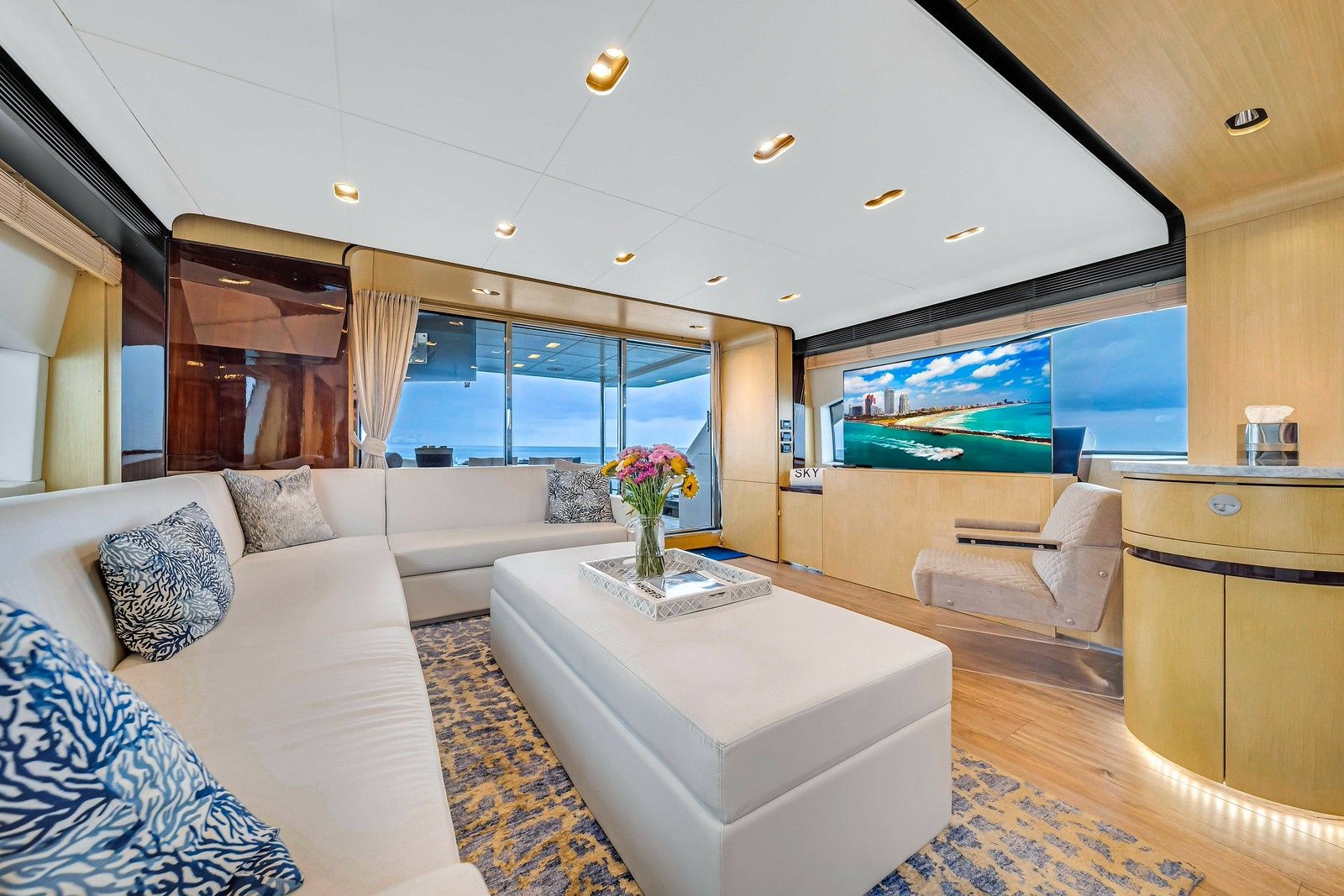 Azimut 84 | Sky