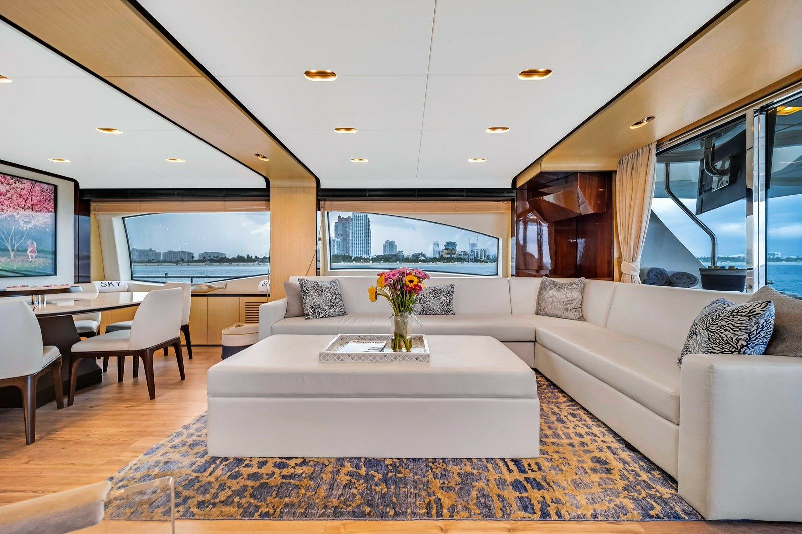 Azimut 84 | Sky
