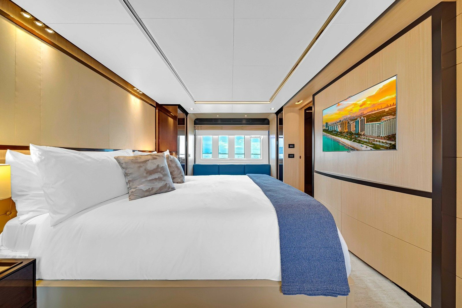 Azimut 84 | Sky