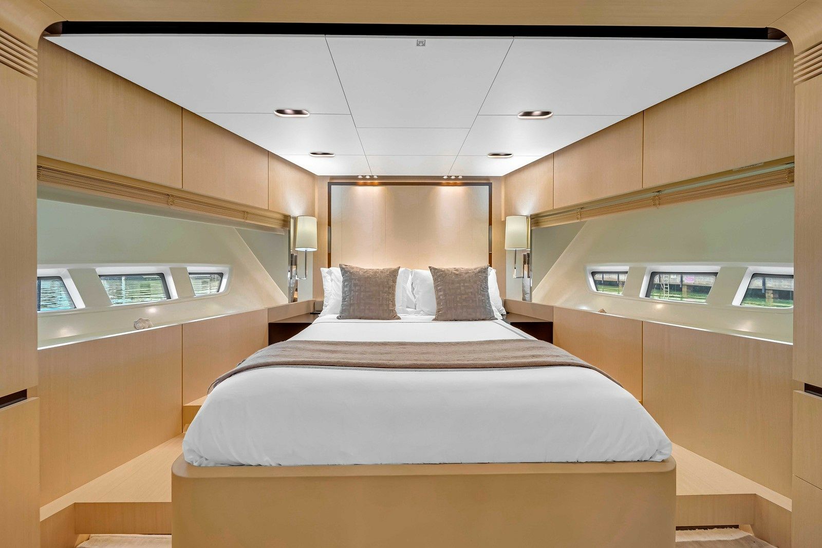 Azimut 84 | Sky