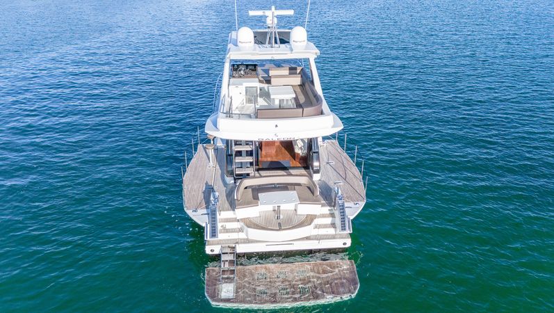 Galeon 500 Fly | Hummingbird