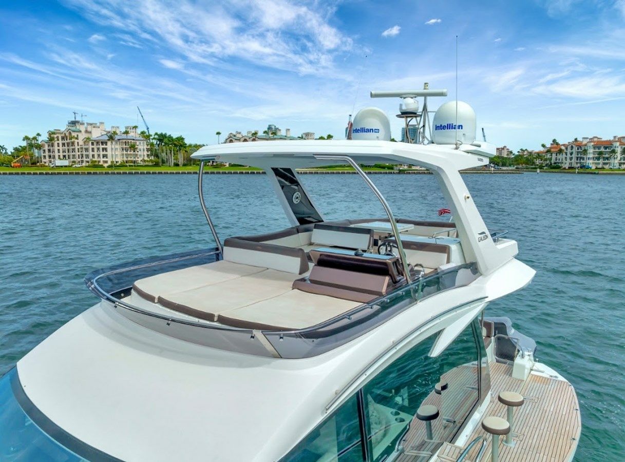 Galeon 500 Fly | Hummingbird