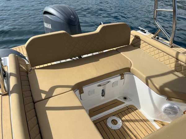 Salpa Soleil 23 | 25