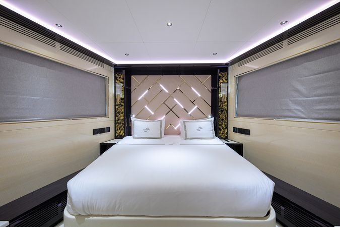 Sirena Yachts 88 | Olympus