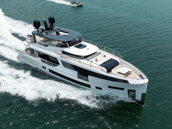 Sirena Yachts 88 | Olympus
