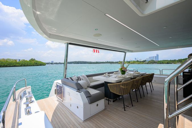 Sirena Yachts 88 | Olympus